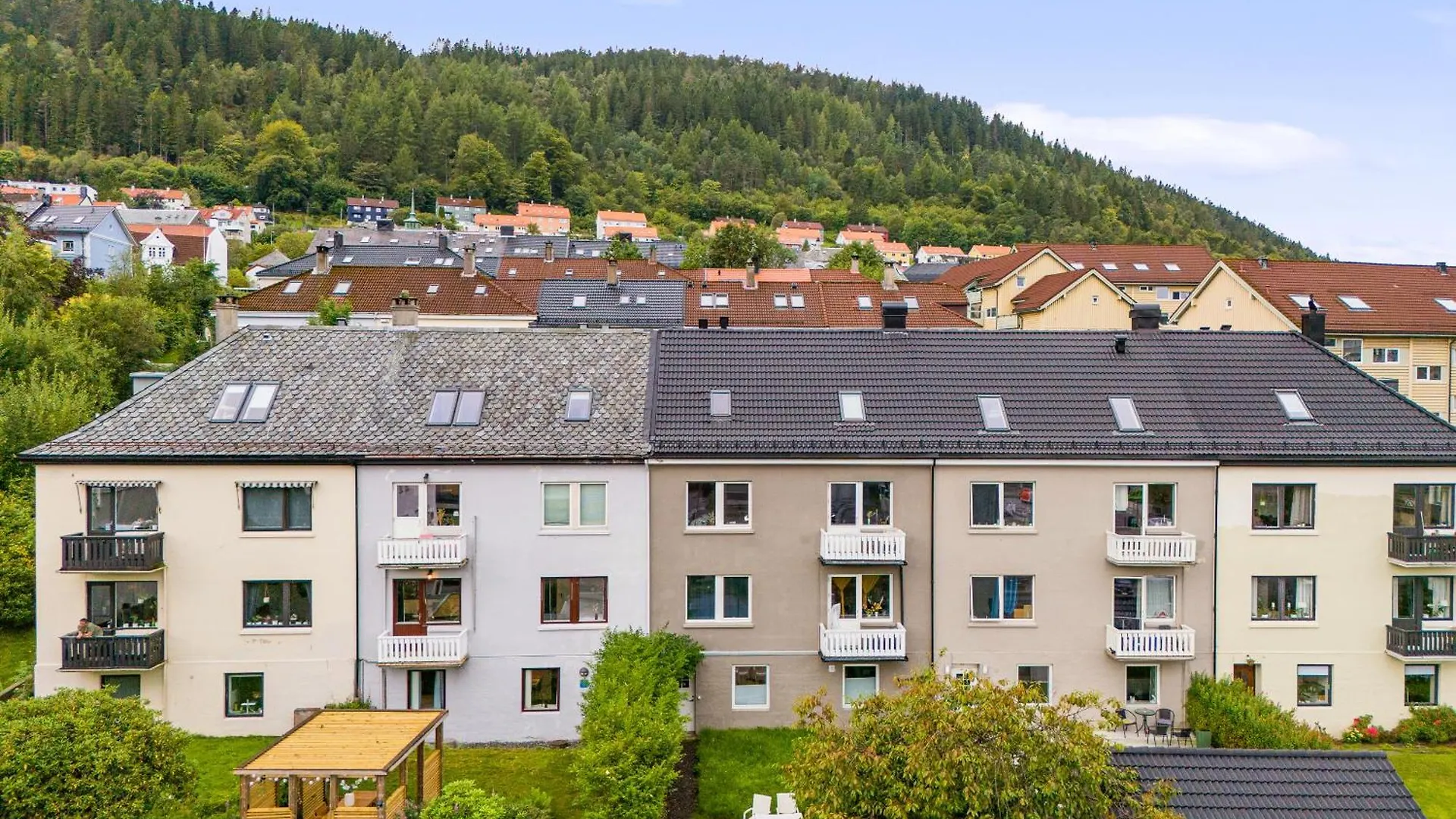 Pergola - 5Min To Facilities- Family Friendly Apartment Bergen