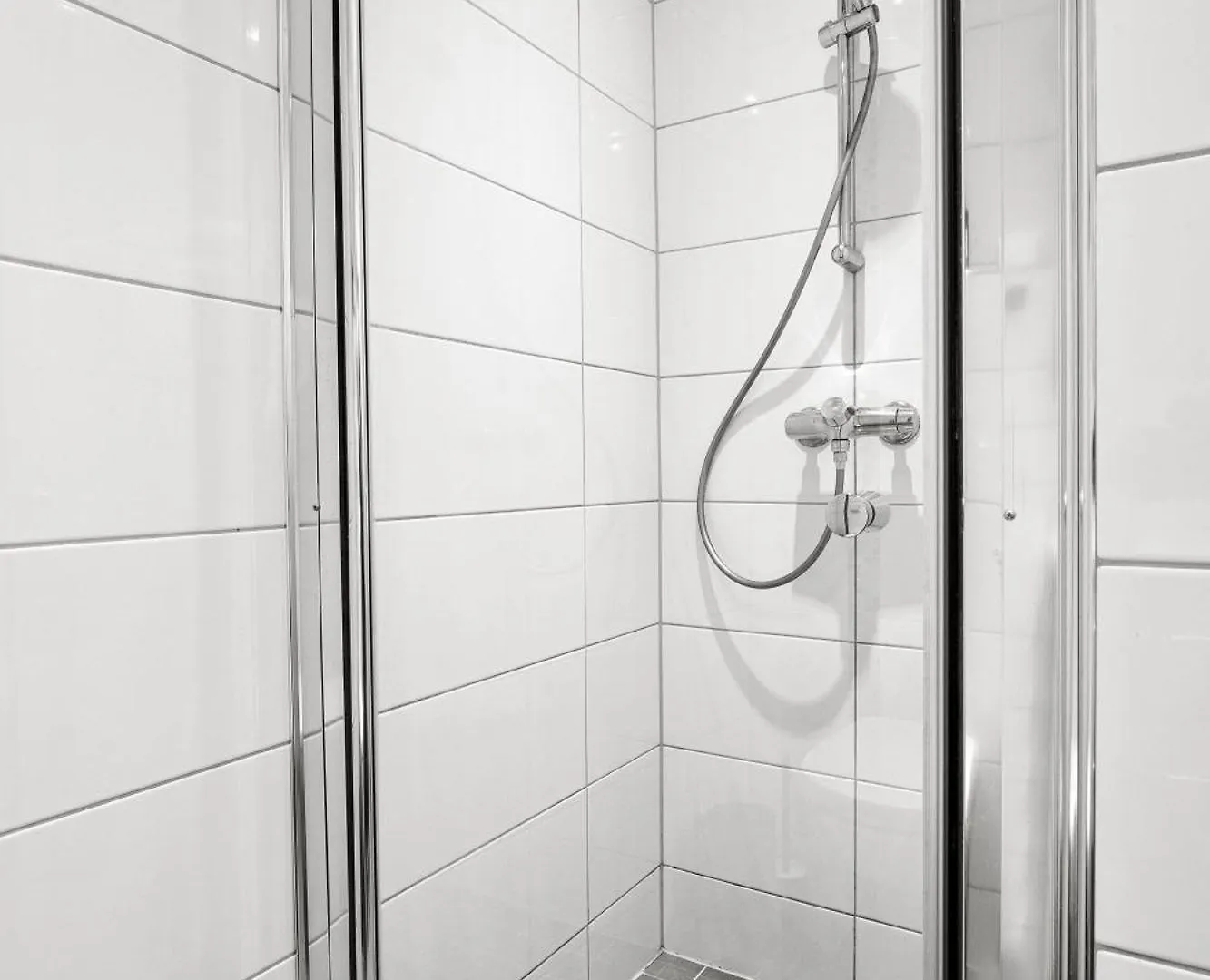 Apartment Ferienwohnung Pergola - 5Min To Facilities- Family Friendly Bergen